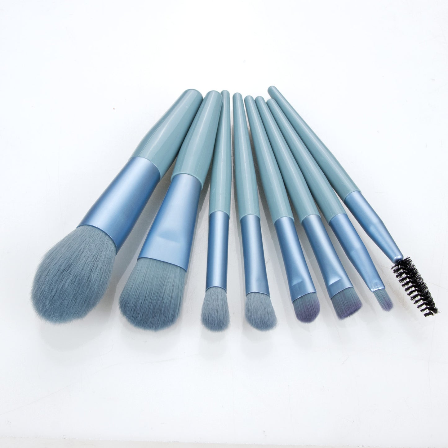 Nongying 8 mini Morandi color makeup brush sets, soft bristles, plastic handle, portable beauty tools in stock