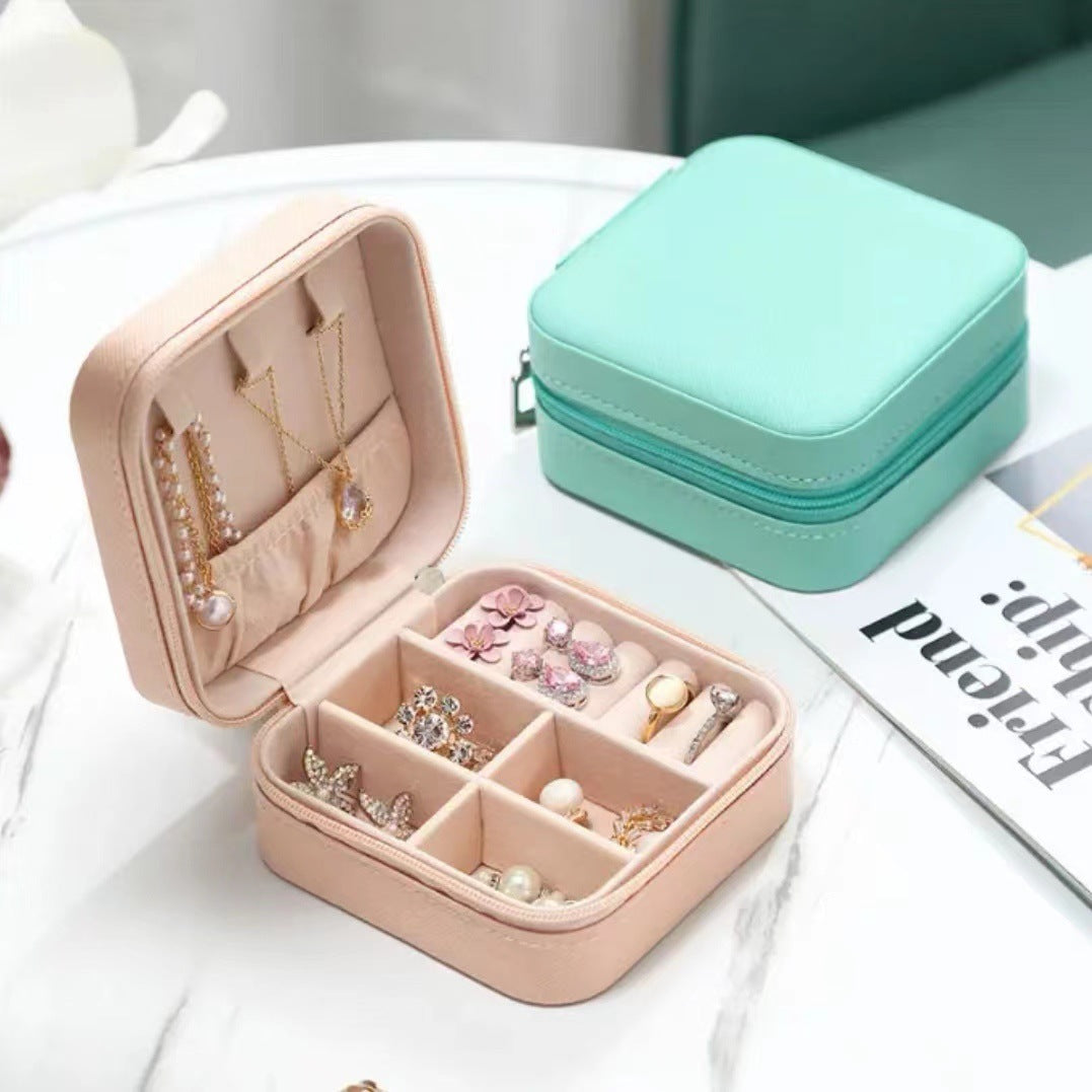 Korean version of jewelry storage box portable travel jewelry box small ring necklace jewelry packaging box spot