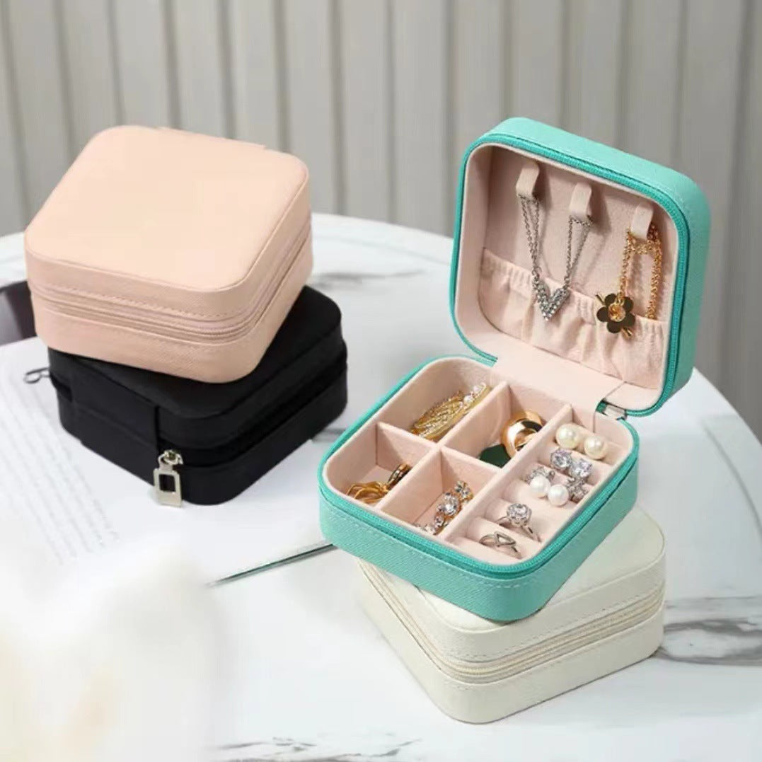 Korean version of jewelry storage box portable travel jewelry box small ring necklace jewelry packaging box spot