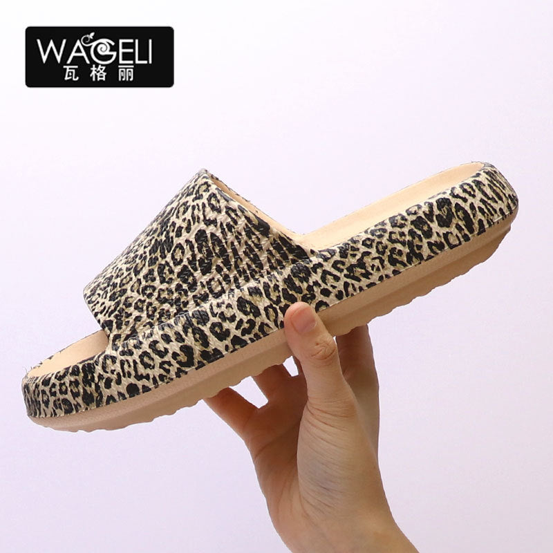 4CM cross-border stepping on feces feeling soft bottom thick bottom slippers women summer home home graffiti sandals and slippers EVA leopard print slippers men