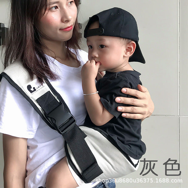 Baby holding artifact frees hands, big children carry the baby on one shoulder to go out, simple baby carrier, front holding, light baby carrying