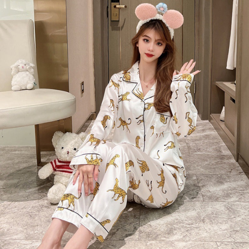 Pajamas for women in spring and autumn, high-end imitation silk green fruit collar, fresh floral temperament suit, silk thin satin home clothes