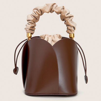 2022 New Petal Bucket Bag Niche Portable Flower Cowhide Top Layer Genuine Leather One Shoulder Messenger Hand Carry Large Capacity